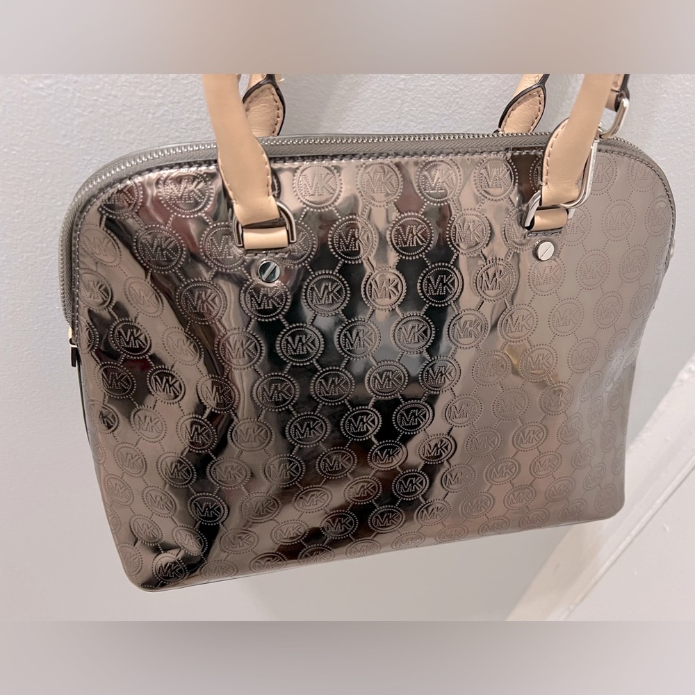 New Michael Kors Dome Satchel - Picture 10 of 16